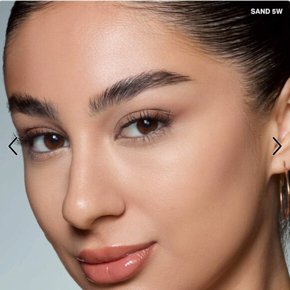 MORPHE Wakeup Artist Under Eye Correcting Concealer - SAND 5W - Picture 2 of 5